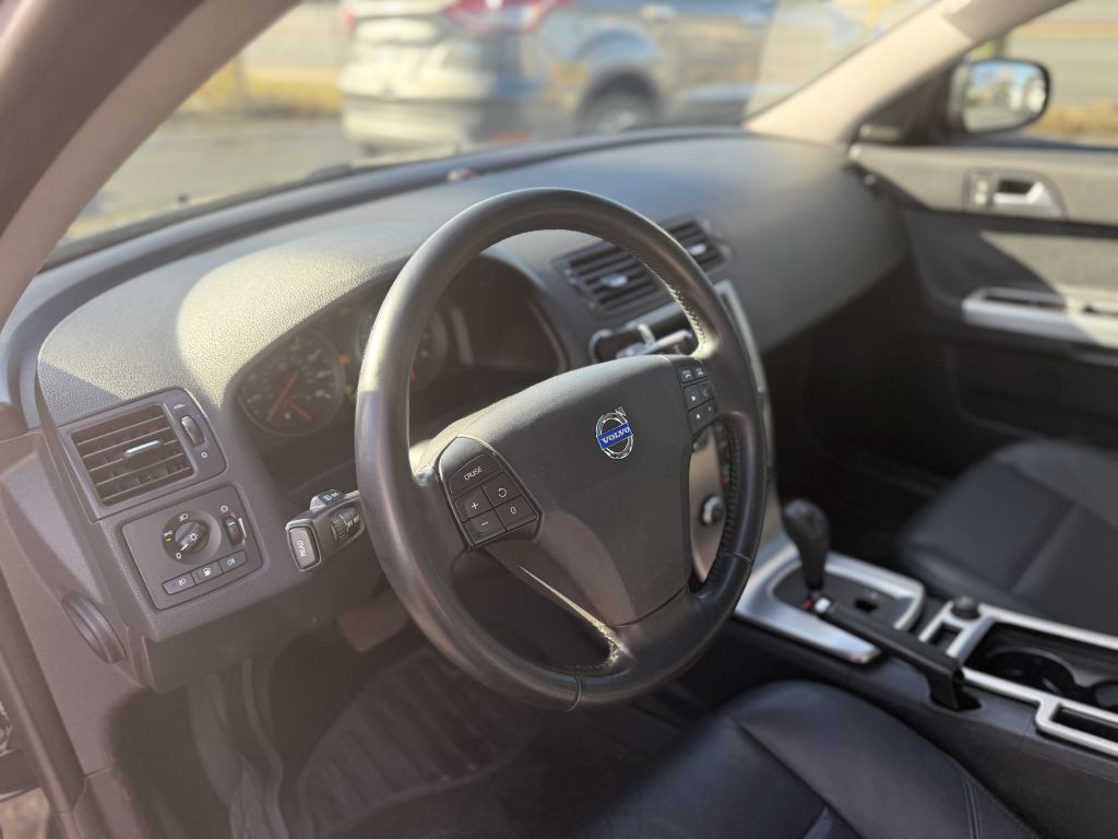 2009 Volvo S40 Image 11