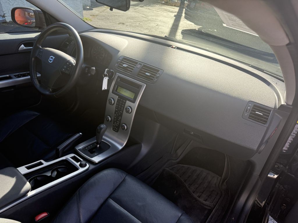 2009 Volvo S40 Image 17