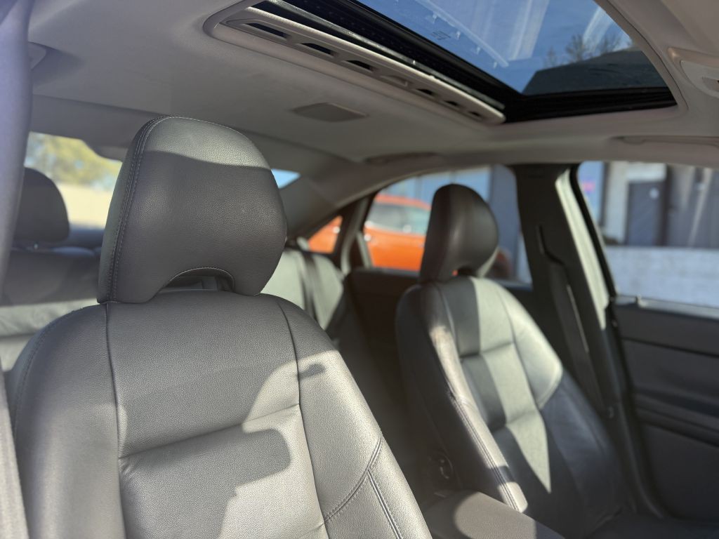 2009 Volvo S40 Image 18