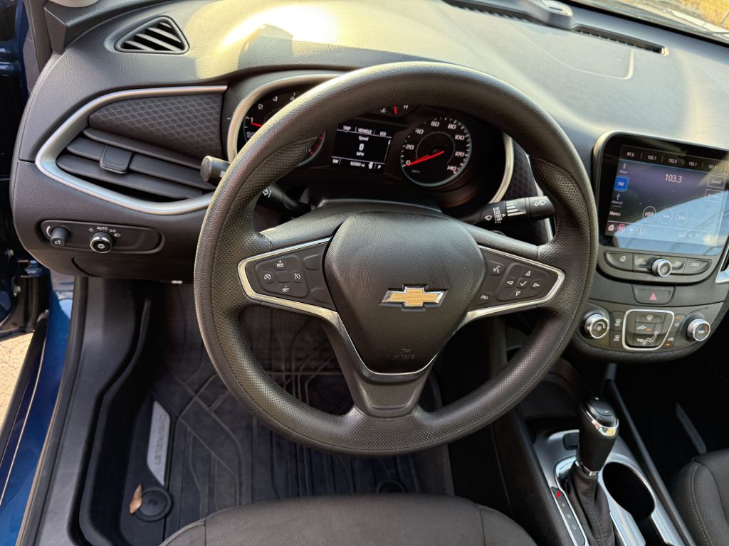 2019 Chevrolet Malibu Image 10