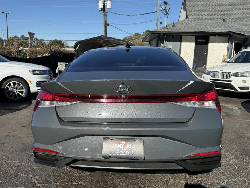 2023 Hyundai Elantra Image 5