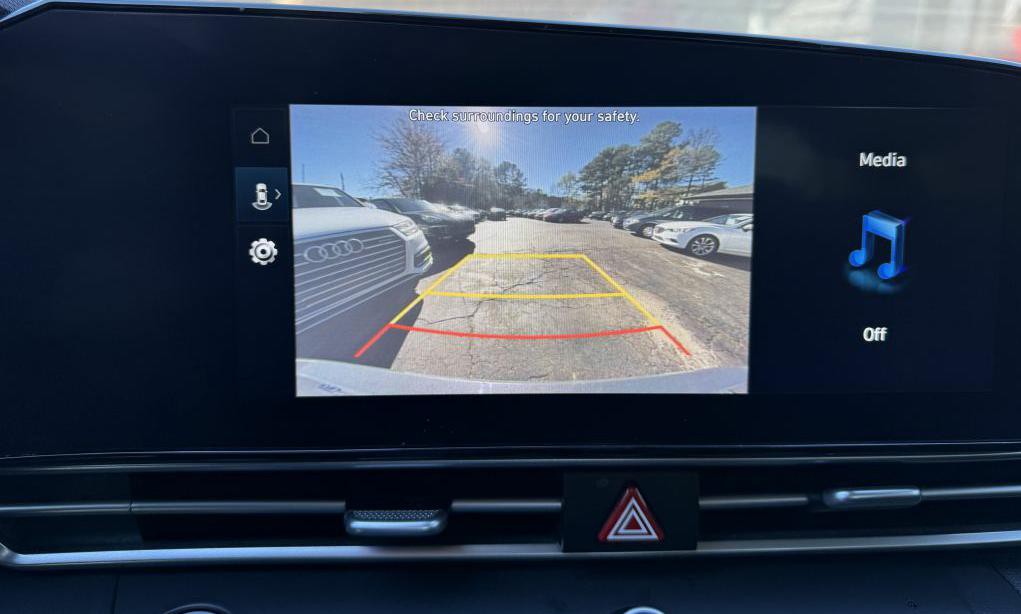 2023 Hyundai Elantra Image 19