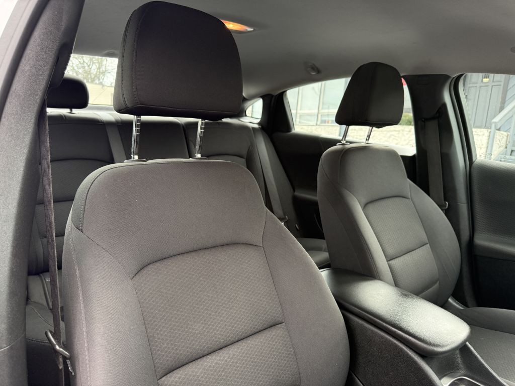 2023 Chevrolet Malibu Image 18