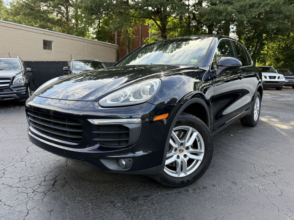 2016 Porsche Cayenne Image 2