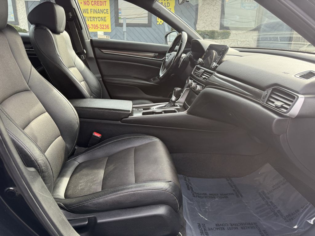 2020 Honda Accord Image 15