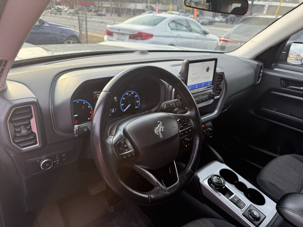 2022 Ford Bronco Image 10