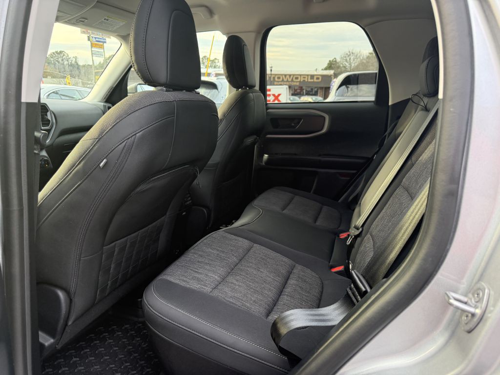 2022 Ford Bronco Image 12