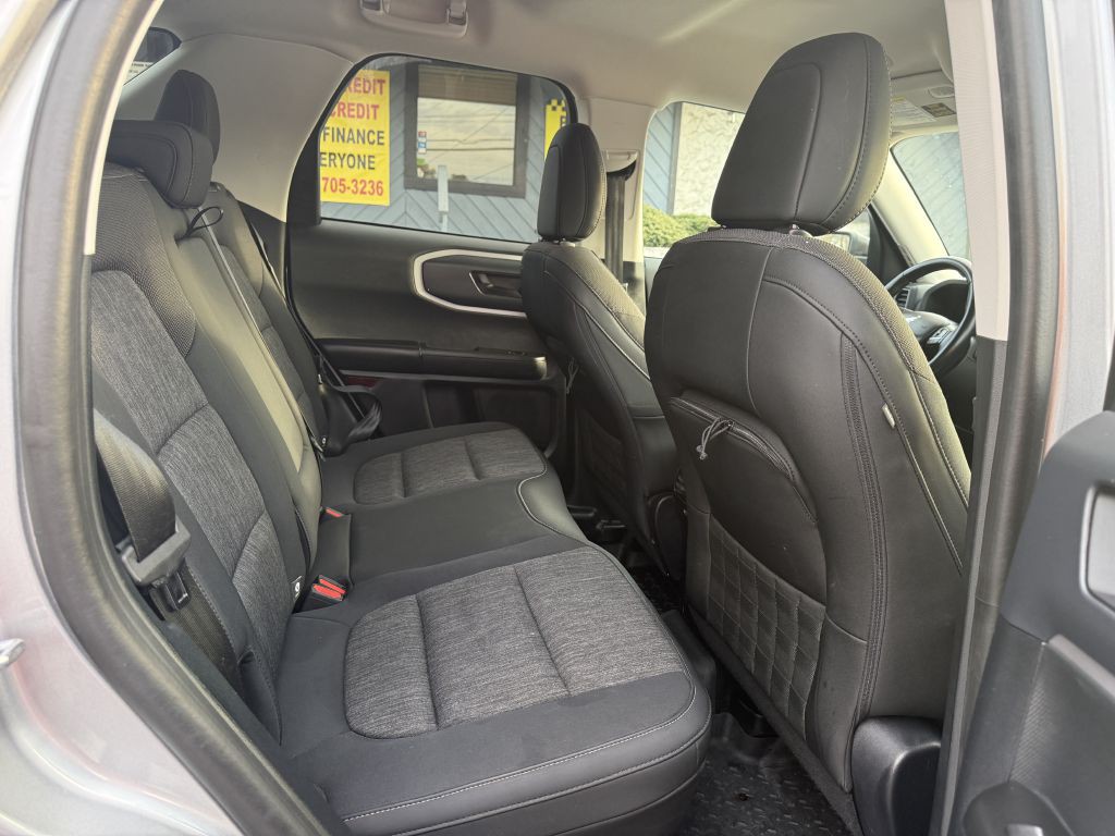 2022 Ford Bronco Image 13