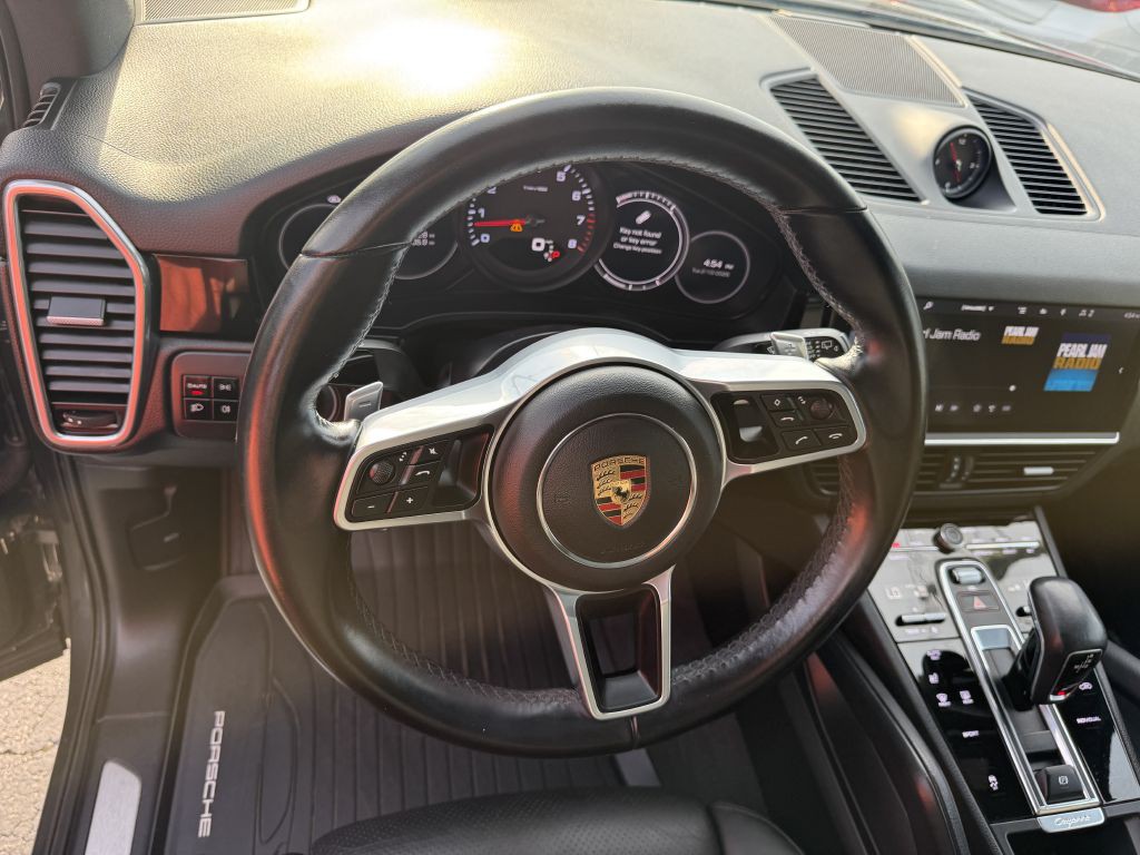 2020 Porsche Cayenne Image 10