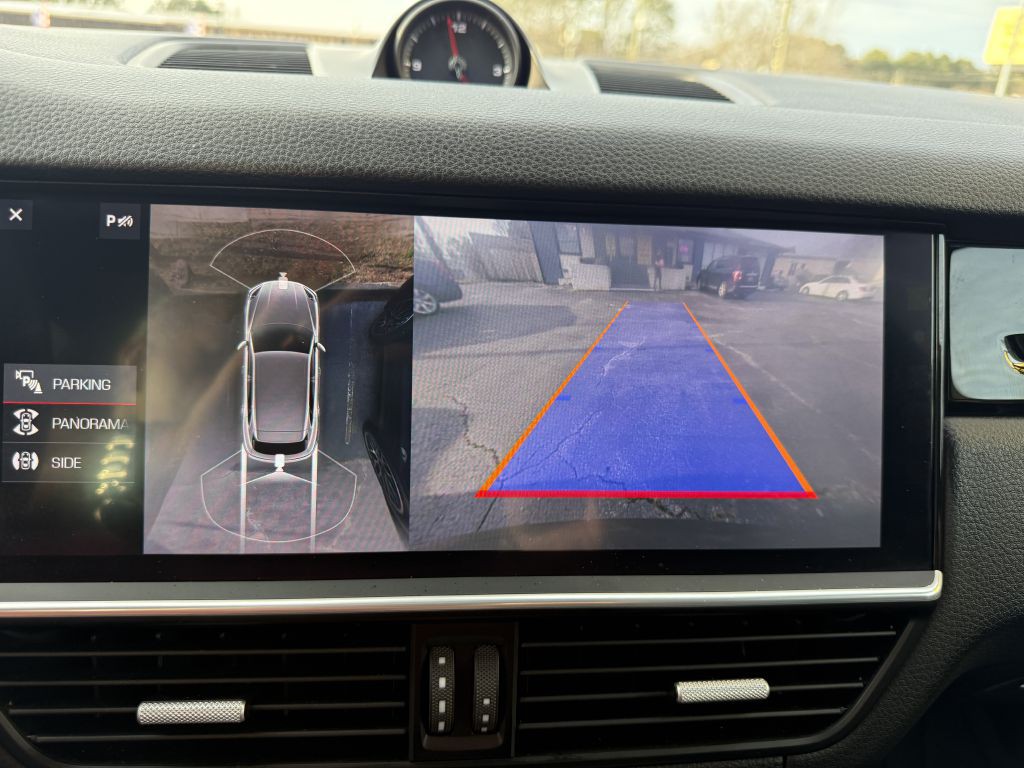 2020 Porsche Cayenne Image 15