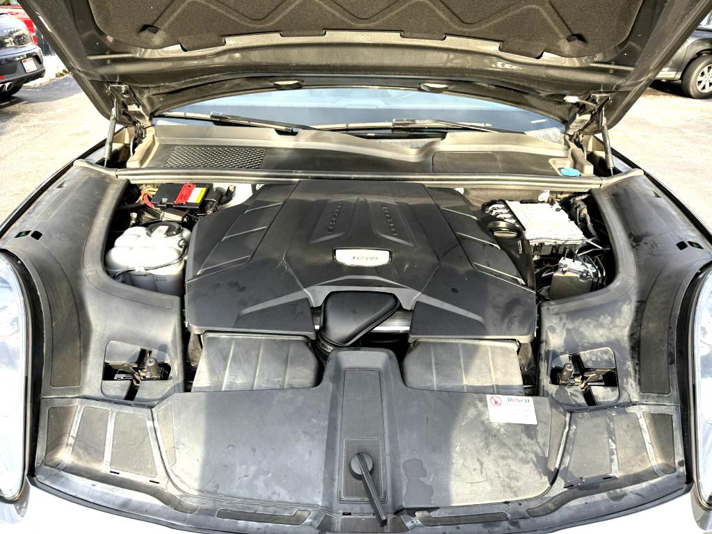 2020 Porsche Cayenne Image 21
