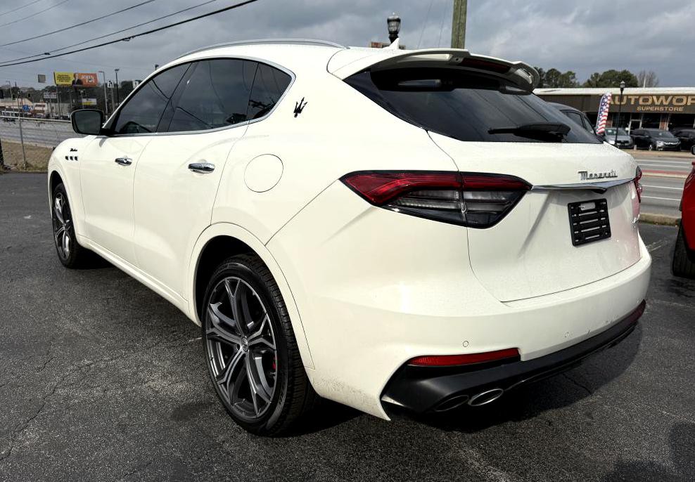 2022 Maserati Levante Image 6