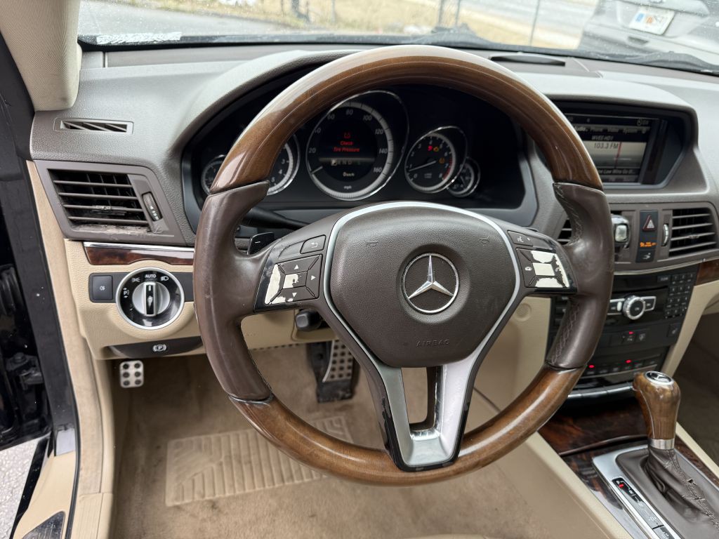 2013 Mercedes-Benz E-Class Image 8