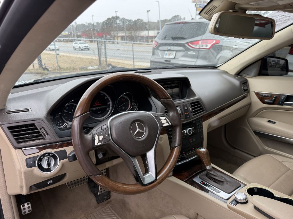 2013 Mercedes-Benz E-Class Image 9
