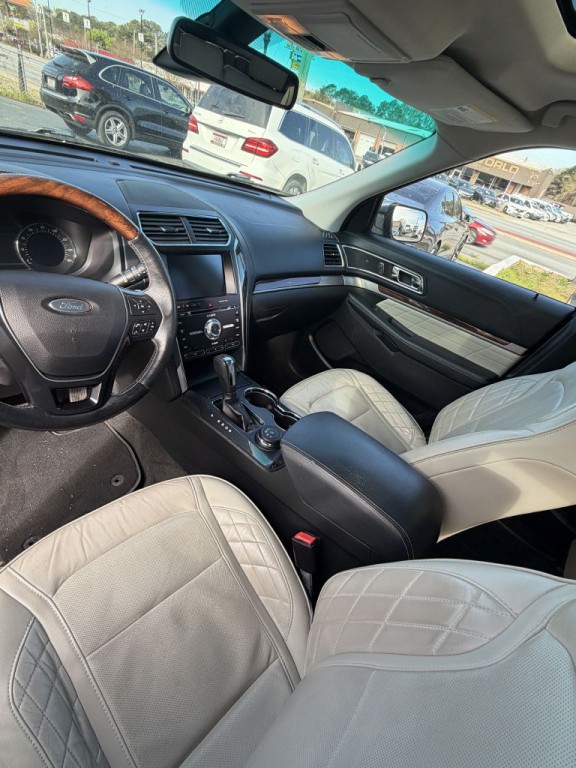 2016 Ford Explorer Image 7