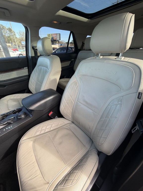 2016 Ford Explorer Image 8