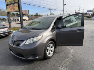 Image for 2017 Toyota Sienna LE 8-PASSENGER ID: 7274695