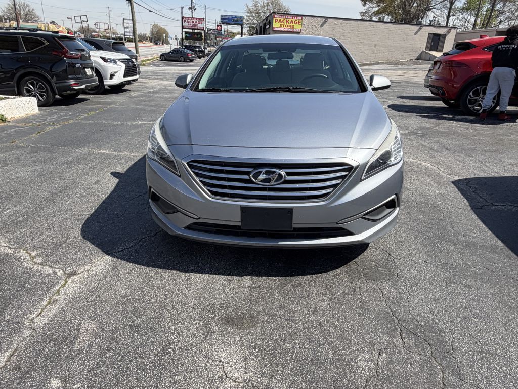 2017 Hyundai Sonata Image 2