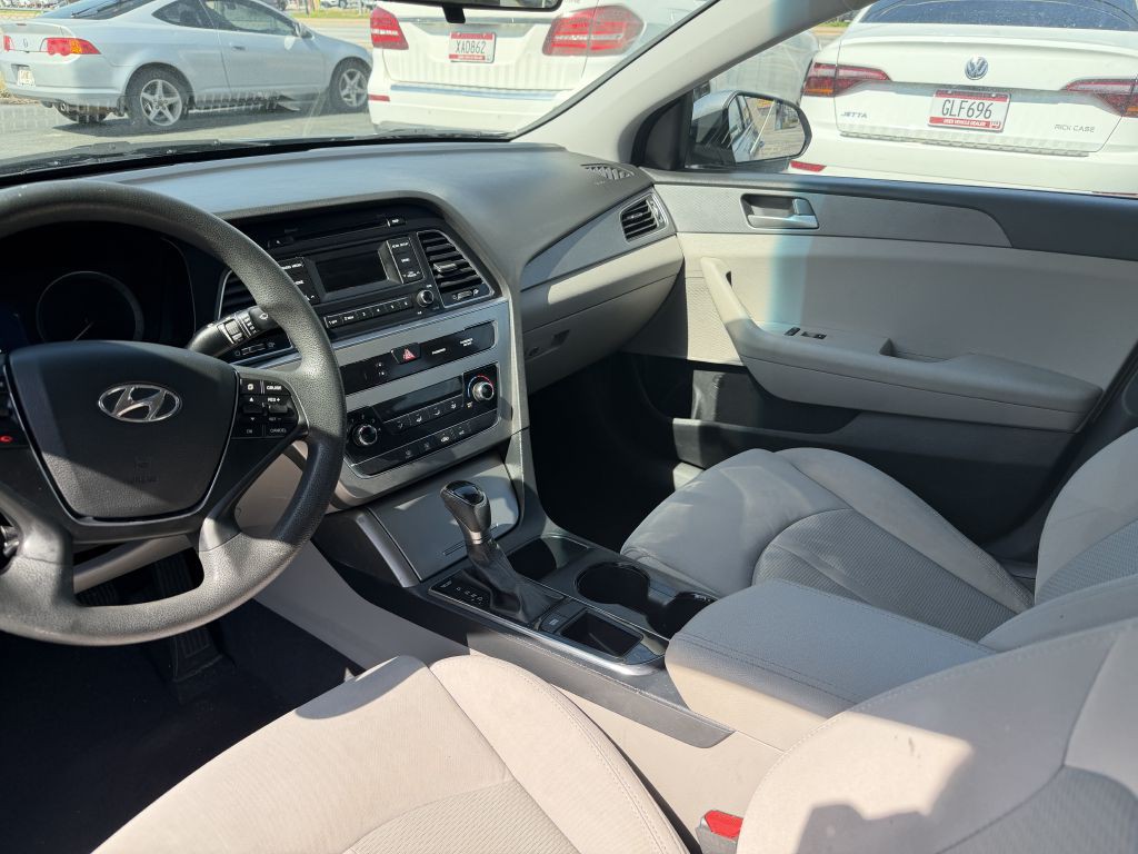 2017 Hyundai Sonata Image 8