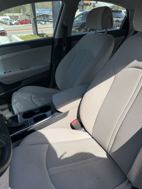 2017 Hyundai Sonata Image 9