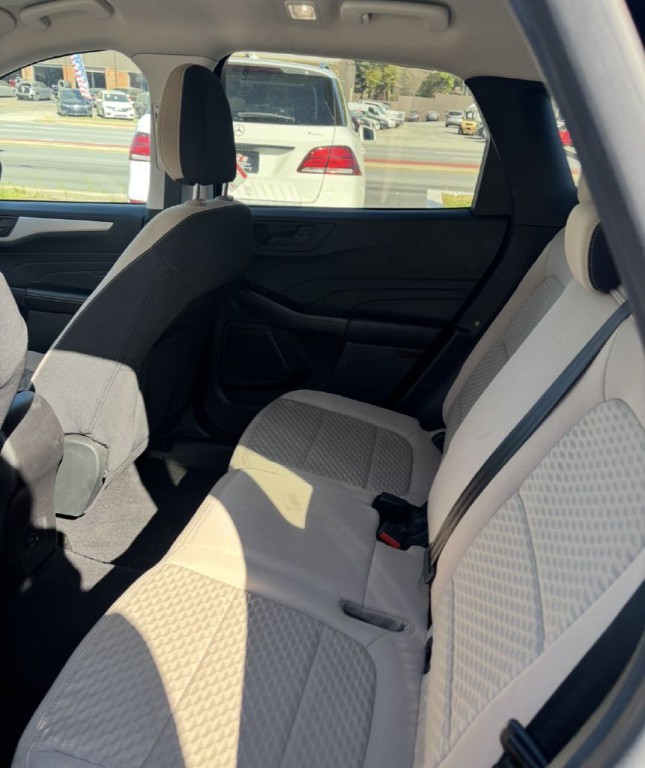2022 Ford Escape Image 5