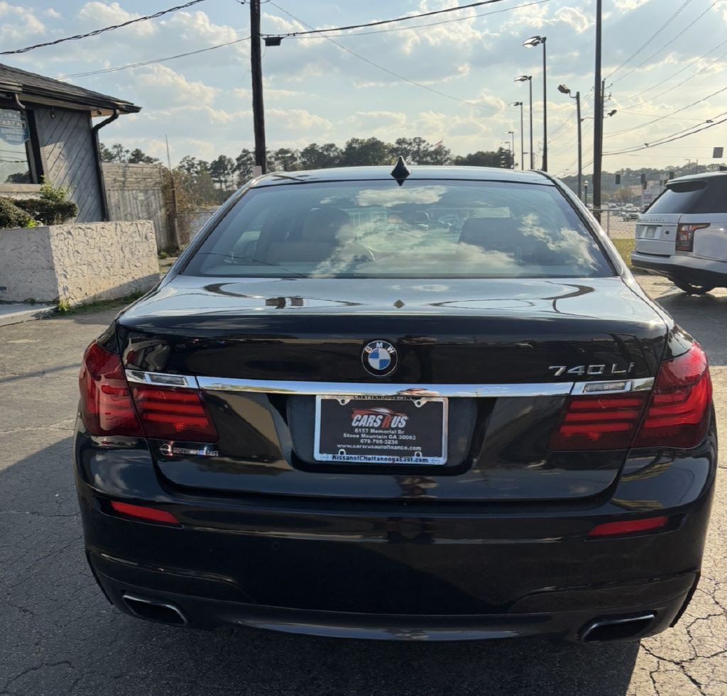 2013 BMW 7 Series Image 4