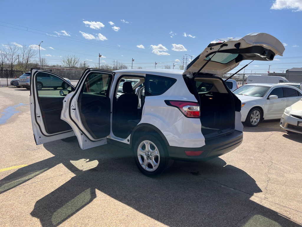 2018 Ford Escape Image 10
