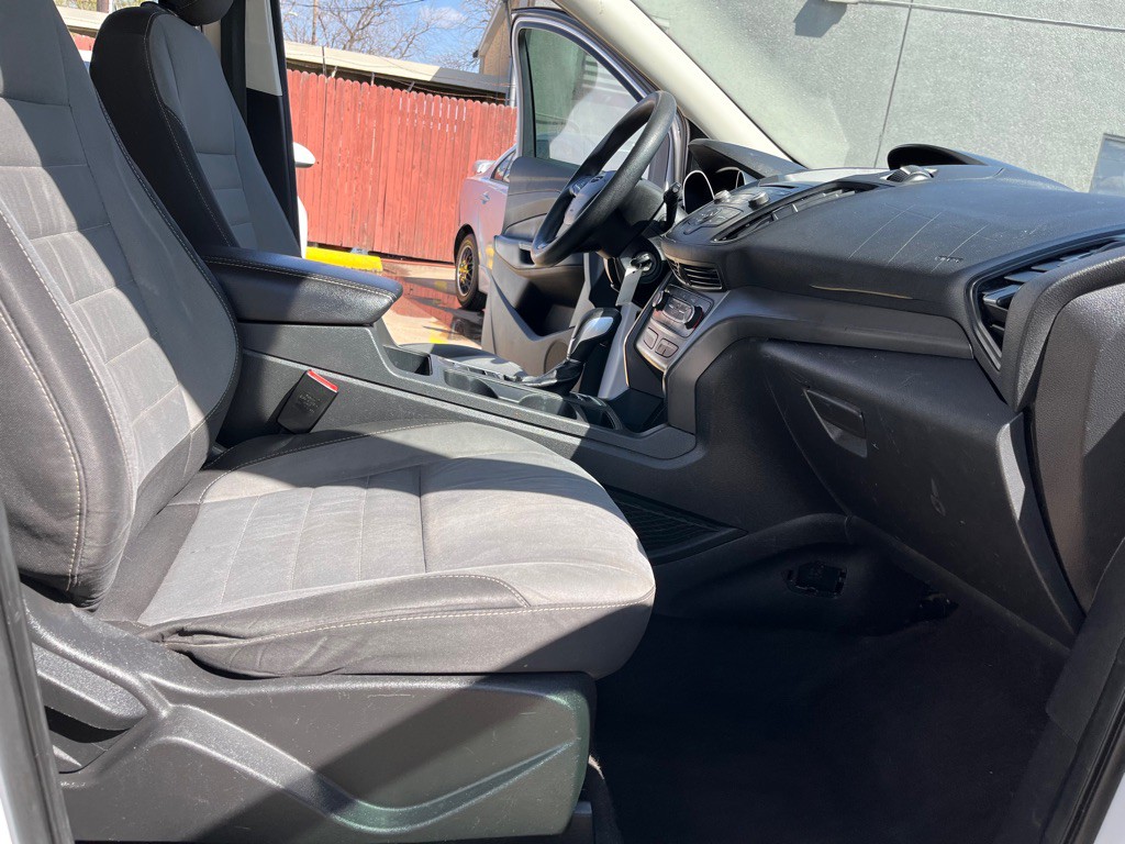 2018 Ford Escape Image 19