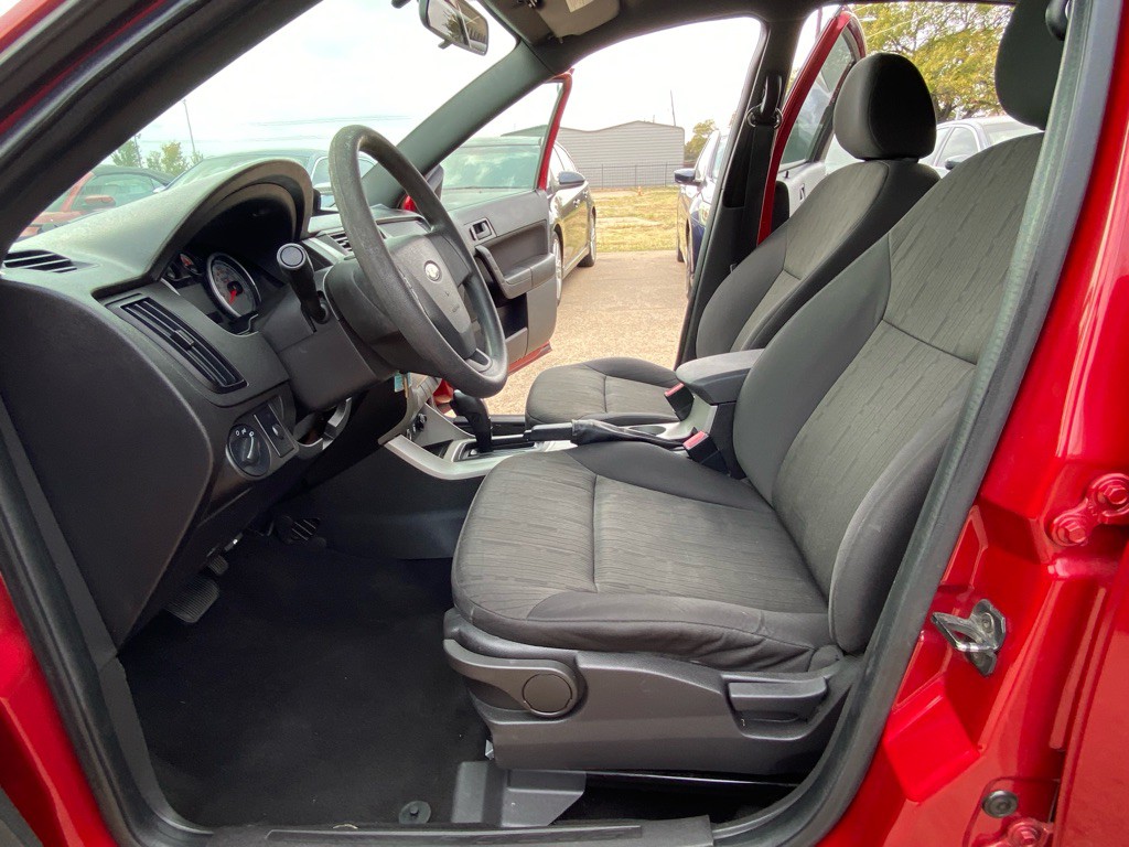 2011 Ford Focus Image 15