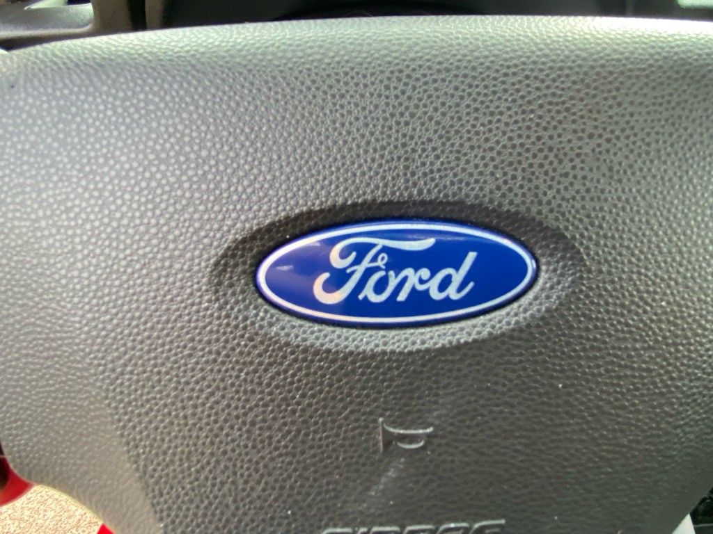 2011 Ford Focus Image 24