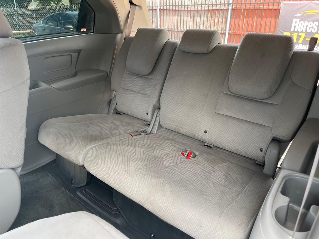 2016 Honda Odyssey Image 17