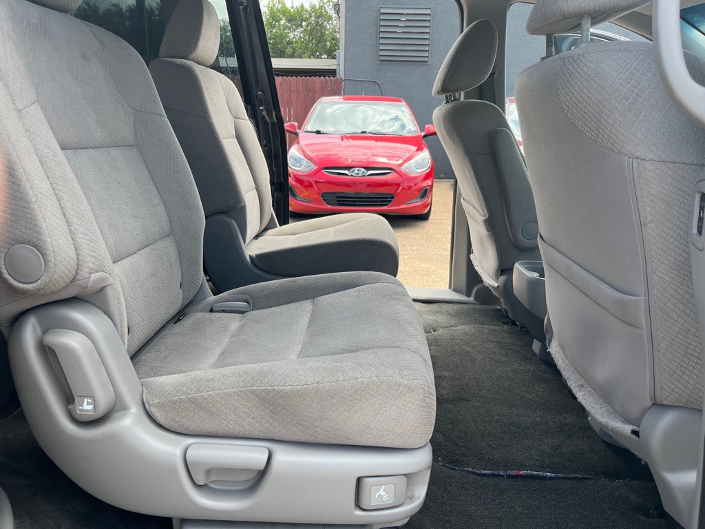 2016 Honda Odyssey Image 19