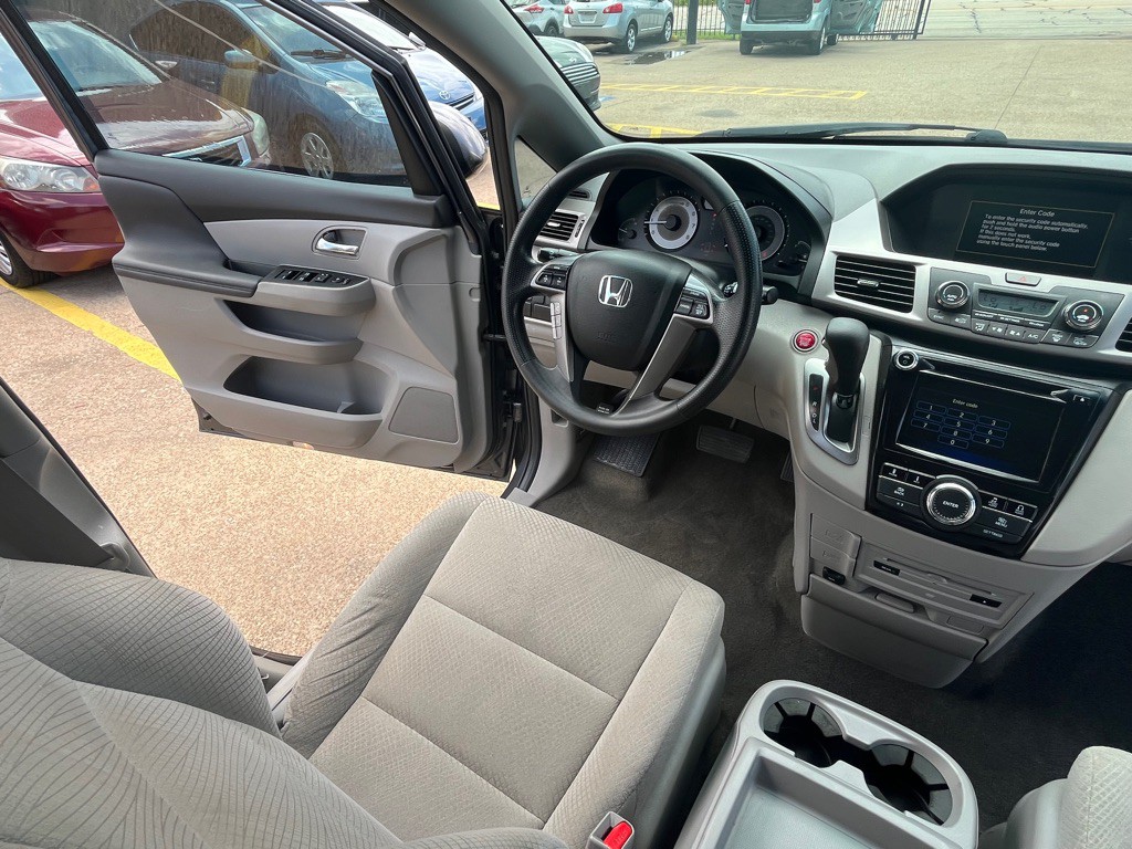 2016 Honda Odyssey Image 24