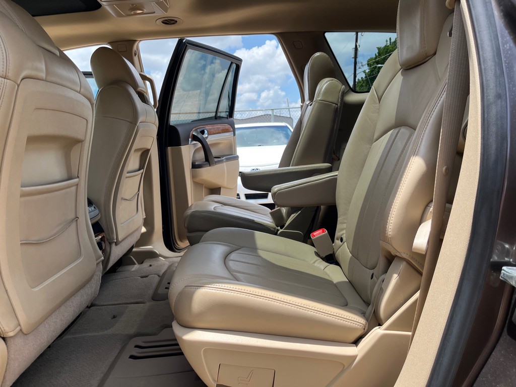 2008 Buick Enclave Image 16