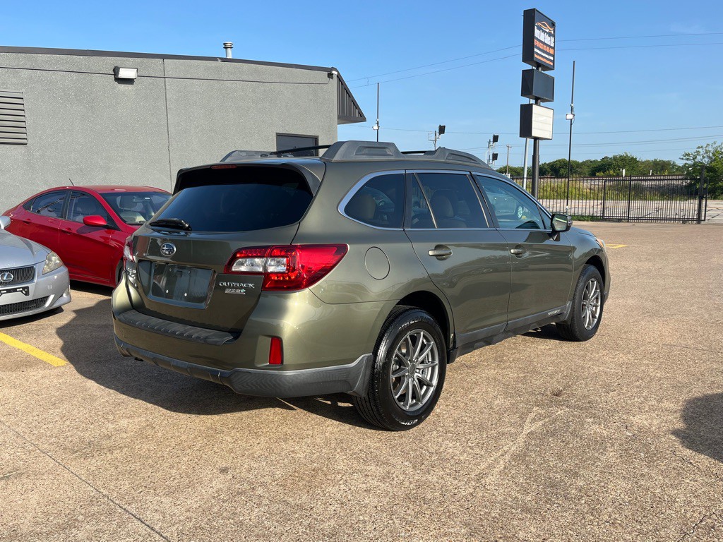 2015 Subaru Outback Image 6