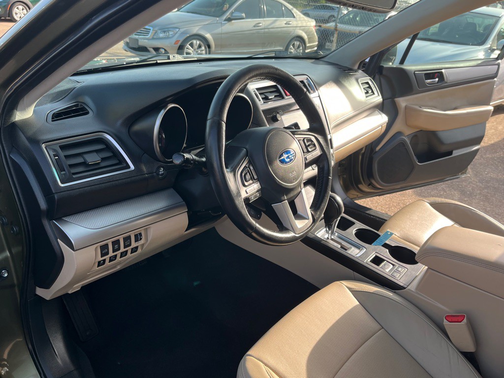 2015 Subaru Outback Image 14