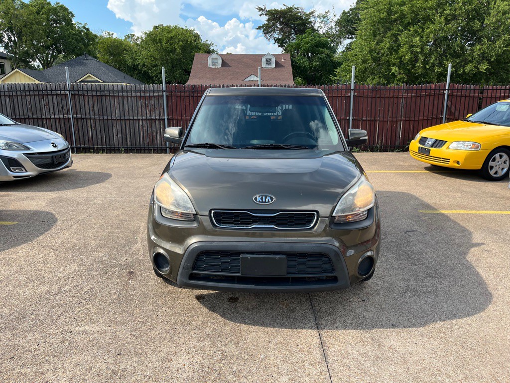 2012 Kia Soul Image 2