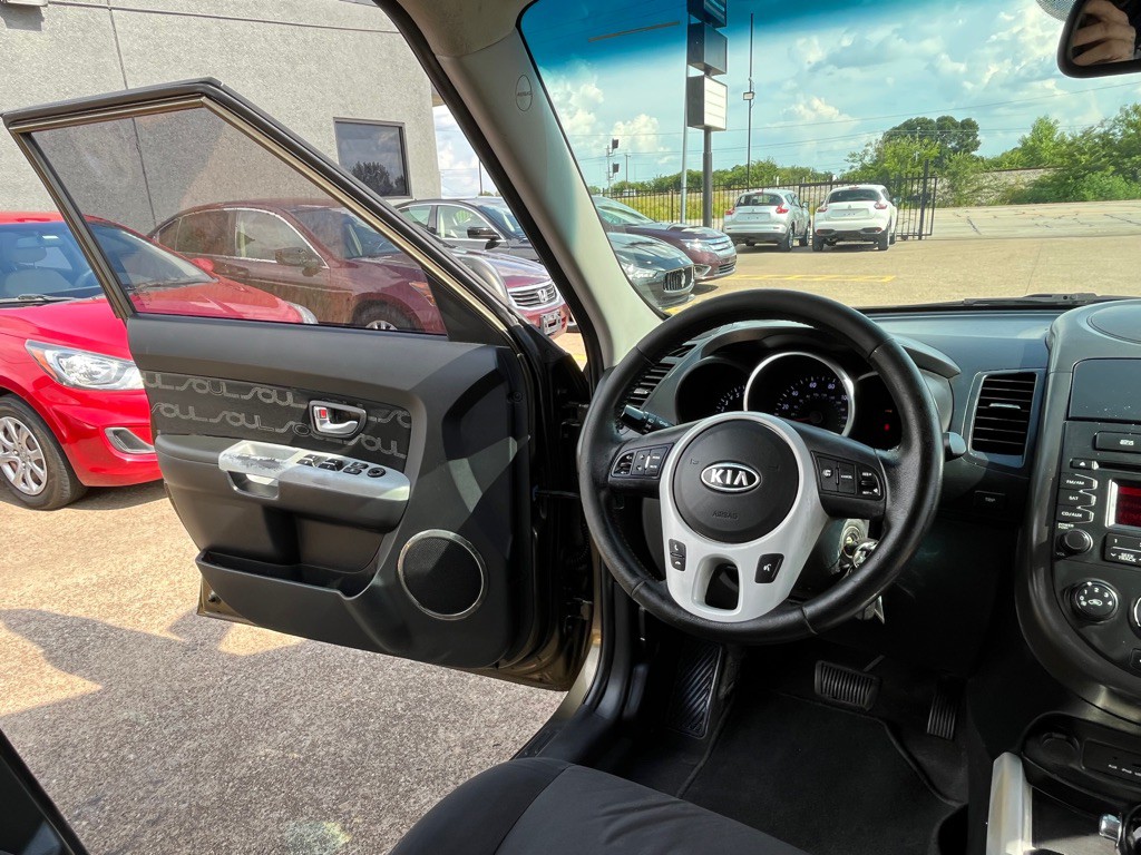 2012 Kia Soul Image 22