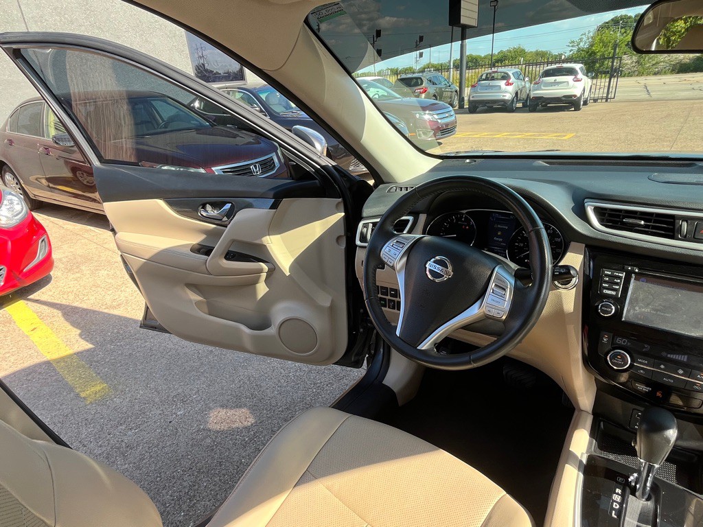 2016 Nissan Rogue Image 22