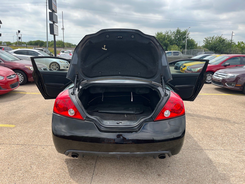 2012 Nissan Altima Image 11