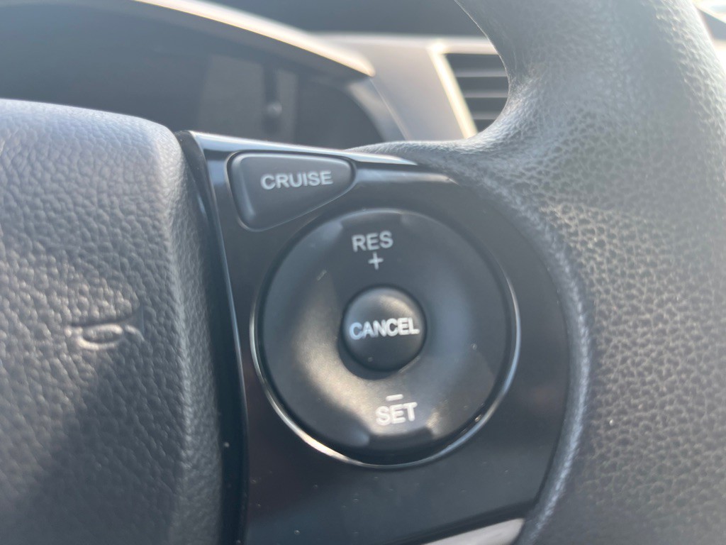 2012 Honda Civic Image 25
