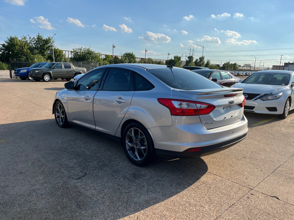 2014 Ford Focus Image 4