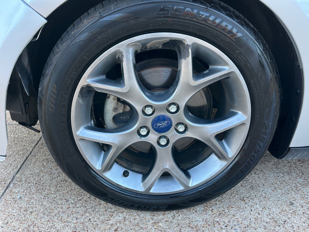 2014 Ford Focus Image 31