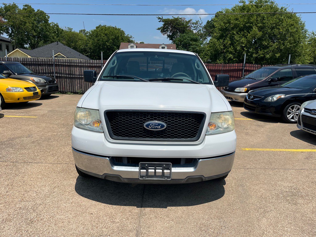 2004 Ford F-150 Image 2