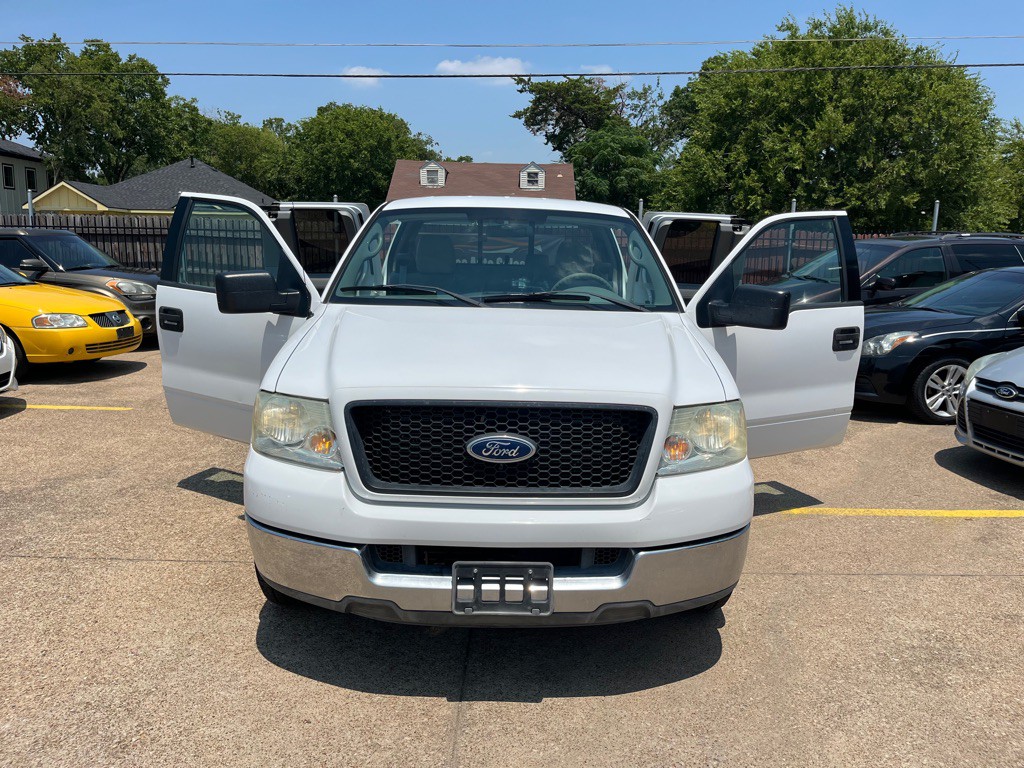 2004 Ford F-150 Image 8