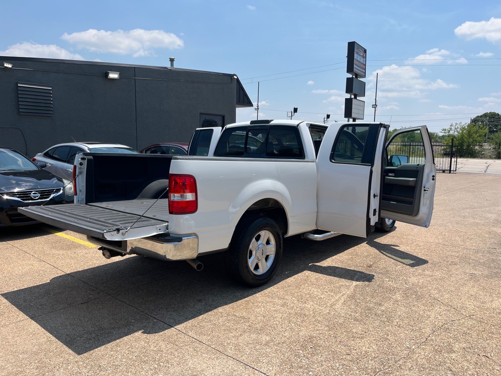 2004 Ford F-150 Image 12