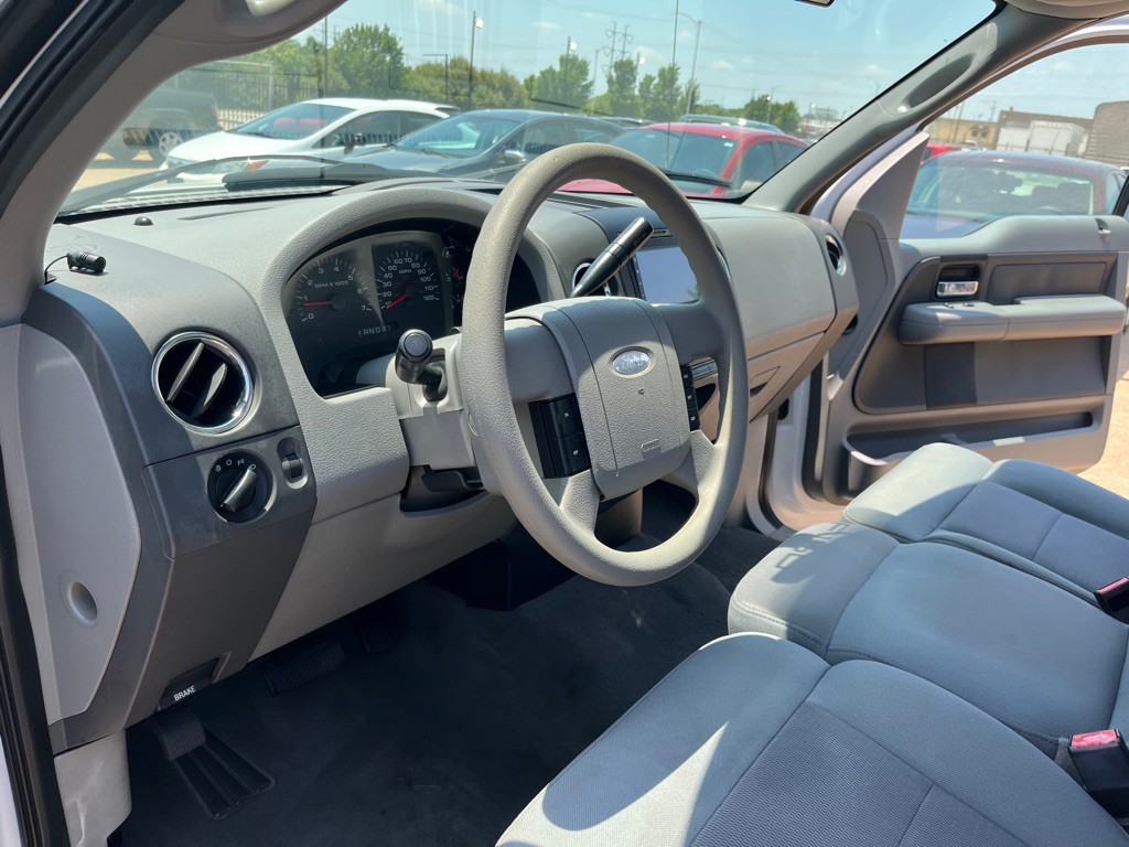 2004 Ford F-150 Image 14