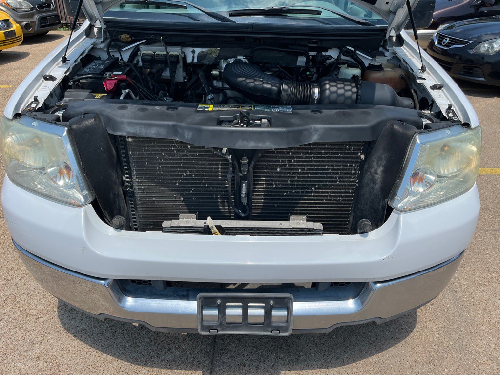 2004 Ford F-150 Image 28