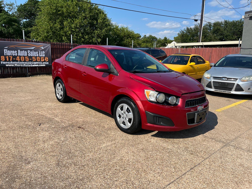 2013 Chevrolet Sonic Image 1