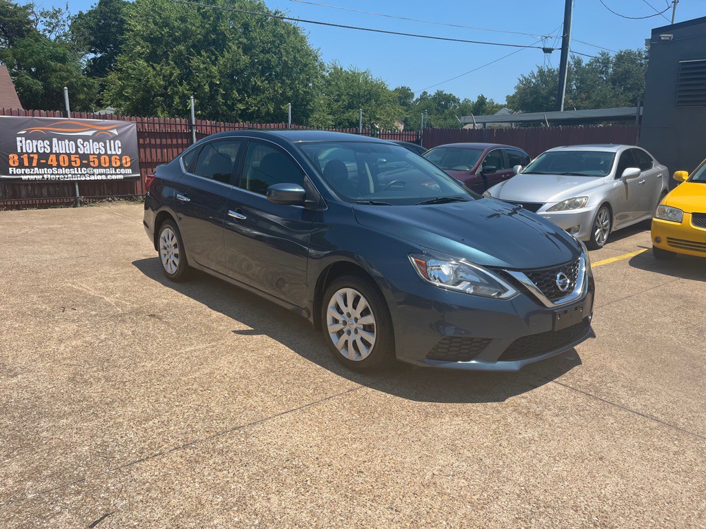2016 Nissan Sentra Image 1